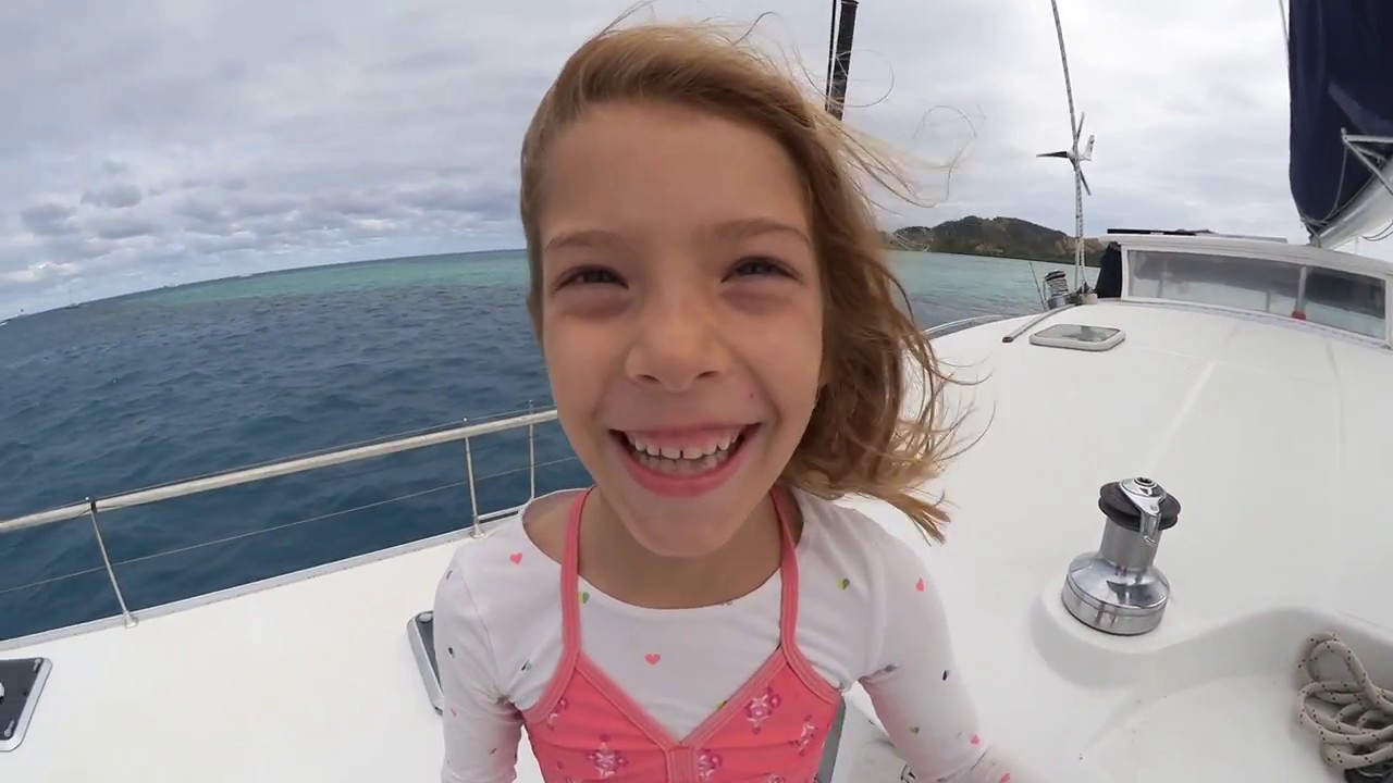 Family Life ON A BOAT in FIJI [ A Typical Day in Our Life]