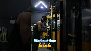 workout time 💪 #viralvideo #motivation #triceps #viralpage #viral #biceps #chest