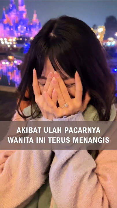 Wanita Menangis Bahagia Setelah Dilamar Kekasihnya #shorts