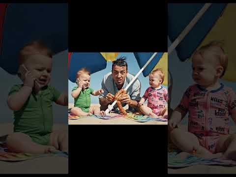 الأب انصاد قدامهم