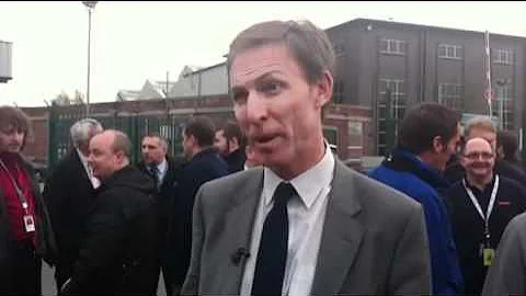 Shadow Defence Secretary visits BAE Brough