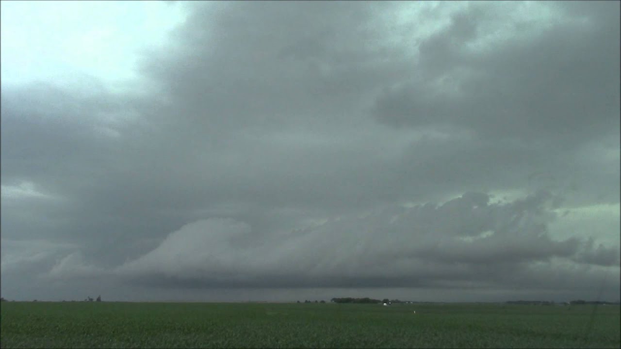 Shelf Cloud Time Lapse - YouTube