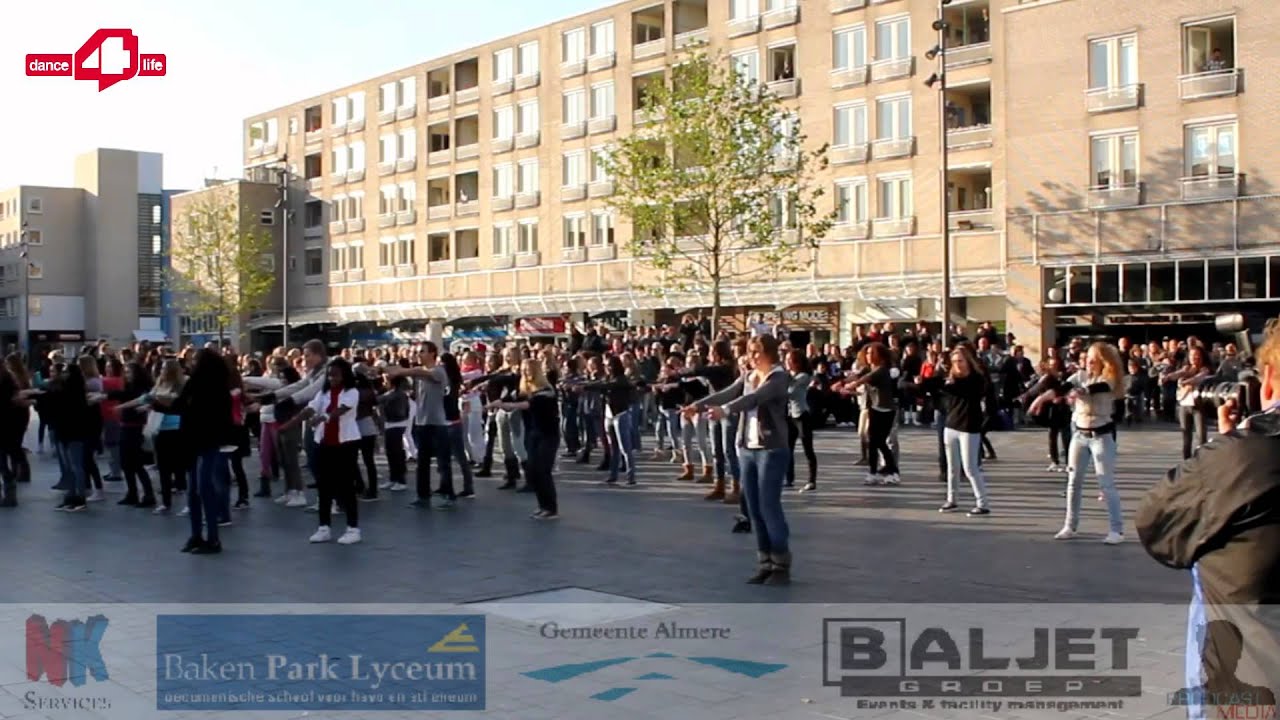 Flashmob dance4life Het Baken Park Lyceum OFFICIAL AFTERMOVIE YouTube