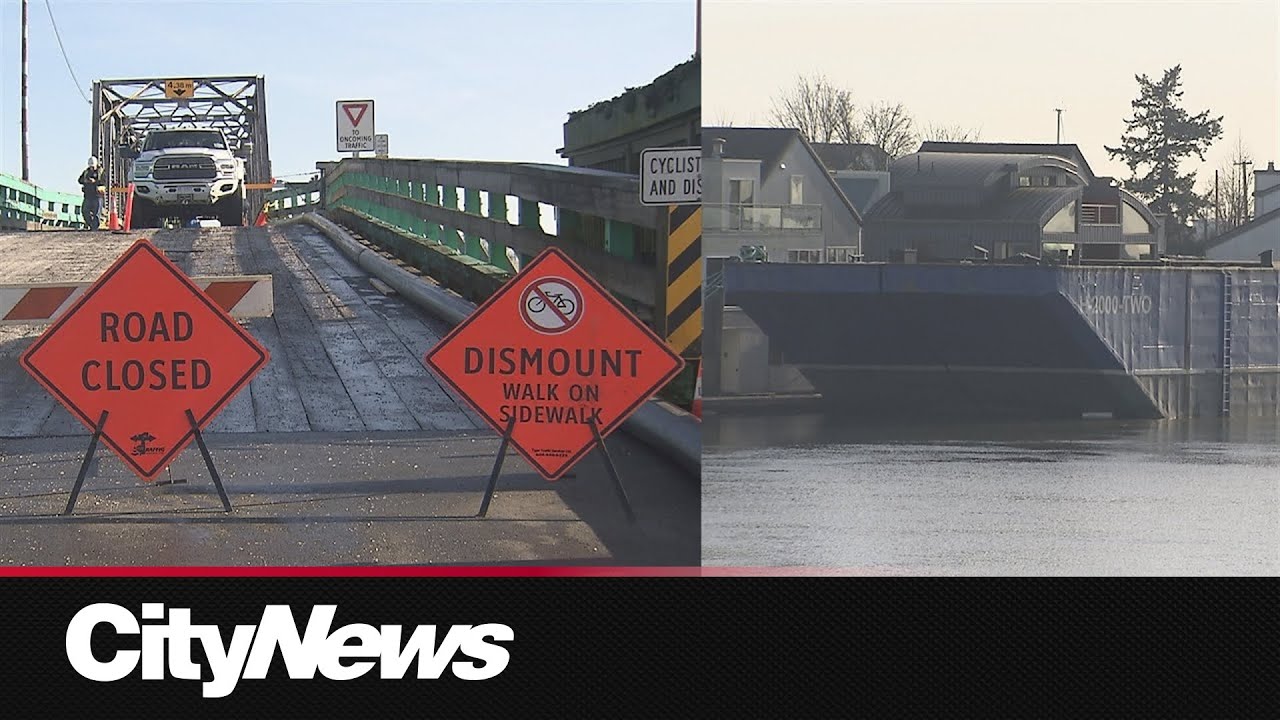 Westham Island Bridge hit by barge estimated to take 'several weeks' to fix: TransLink