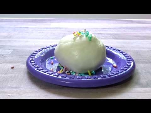 edible-birthday-cake-play-dough-with-frosting---easy-&-non-toxic!!