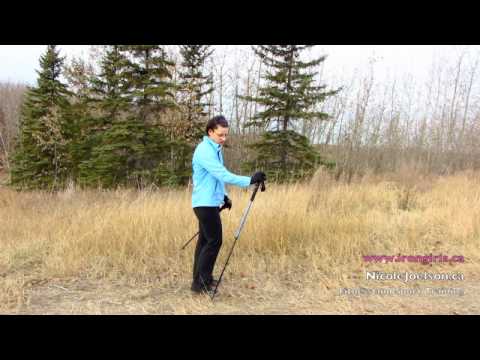 How toGetting theree hiking poles.