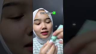 Udah ada Centella Asiatica 10% yang pasti bisa bikin calming jerawat kamu✨ CleoraBeauty