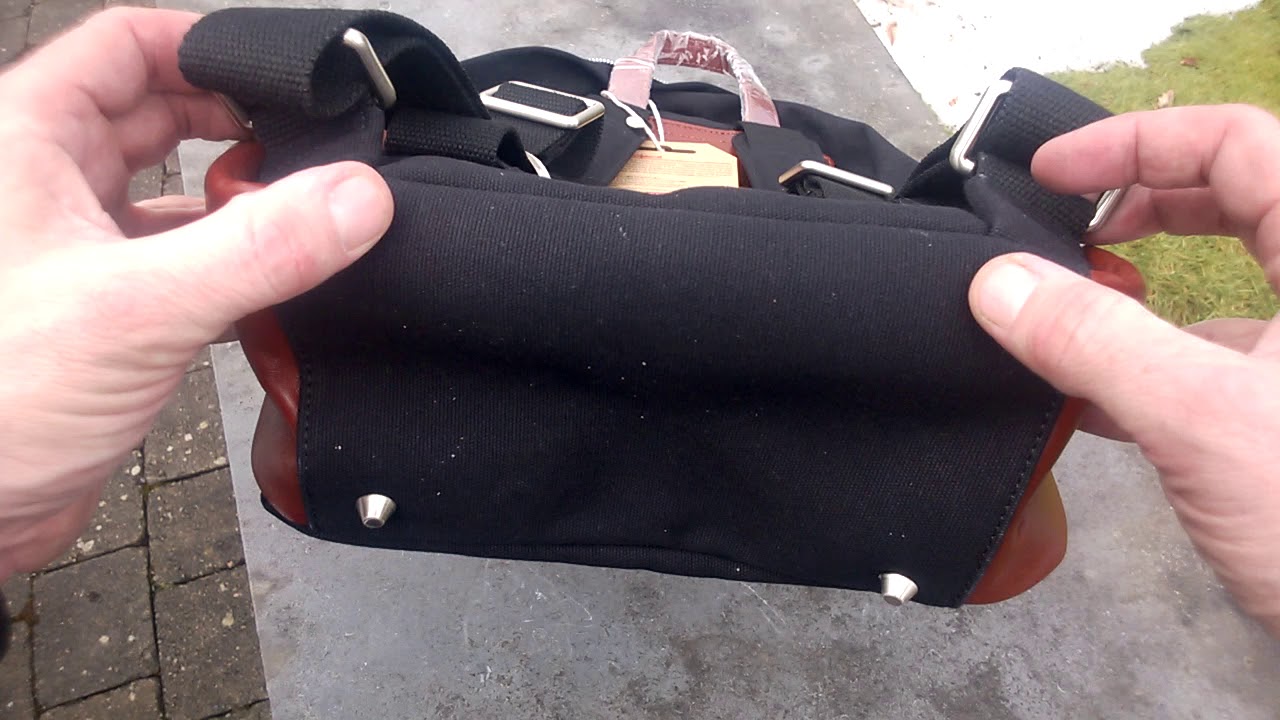 Video Review -  The Berlin Backpack. For the tech guy who travels 