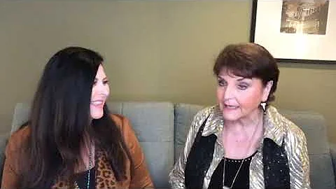 Around the Town with Cindy Tauchar and Janie Walte...