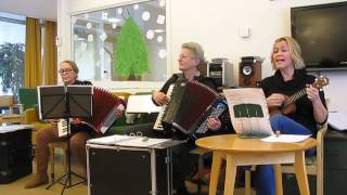 Spiel Mir Eine Alte Melodie - G.o.l.d. Iris Valin, Paulanarvanmaa, Riitta Suominen