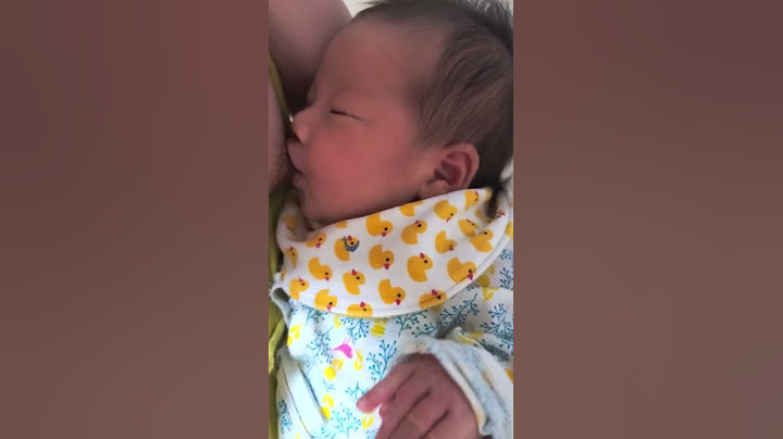 신생아 27일 모유수유 중 이제 잘먹어요 ^^