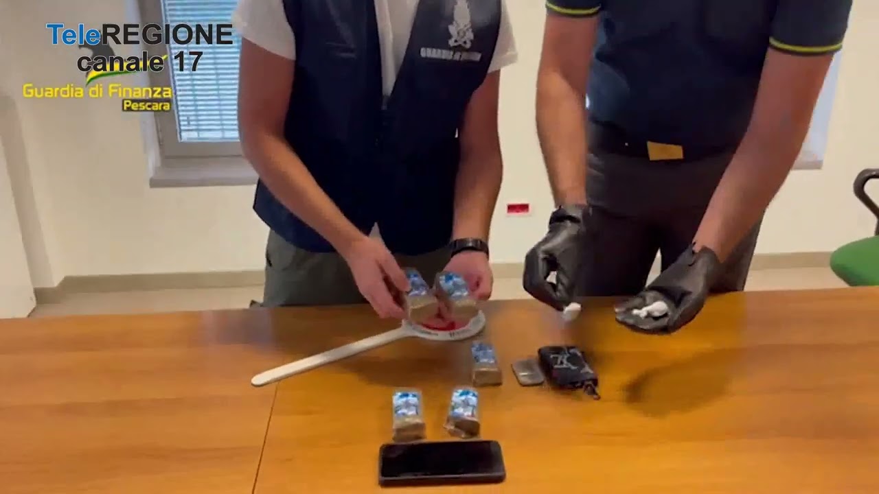 Droga negli slip, giovanissimo arrestato a Pescara - 28/08/2023