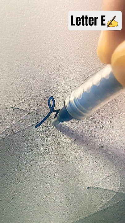 How to sign the letter E?