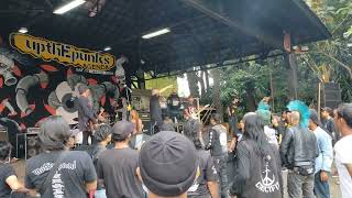 Keparat Live Upthepunk 2023