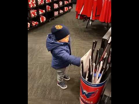 Ovi Jr In Capitals Fan Shop