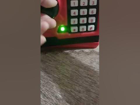 как поменять пароль на сейфе - YouTube