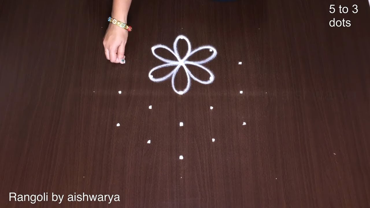 Simple Kolam Designs With 5 Dots