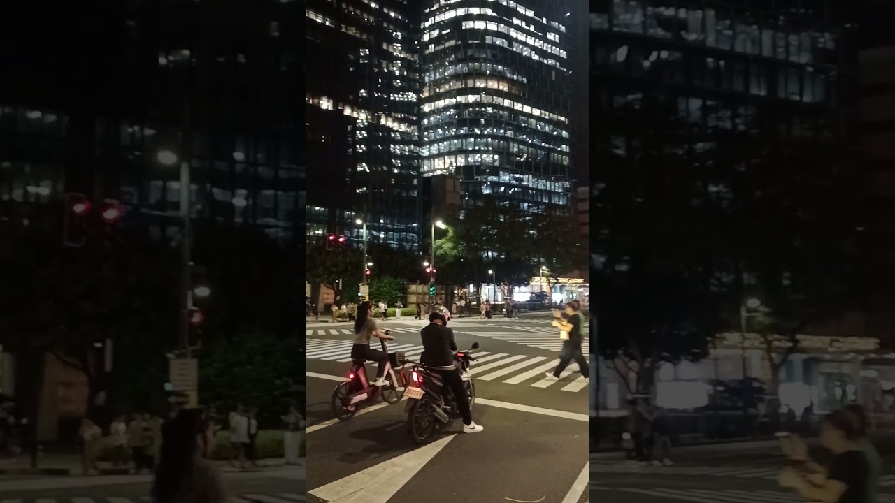 Bonifacio Global City Streets At Night 