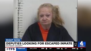 Deputies searching for inmate after escape from Cookeville hospital