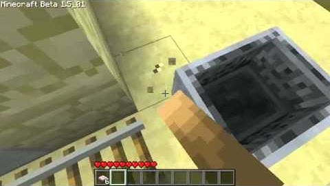 Compact Minecart Station with Pistons