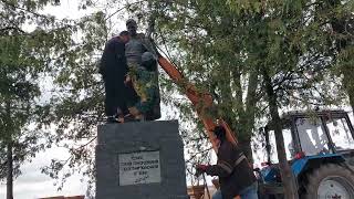Демонтаж пам'ятника радянському солдату