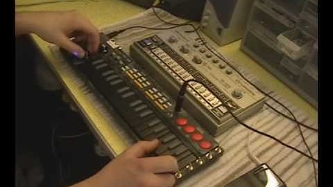 Roland TR-606 modulated through circuit bent Hing Hon EK-001