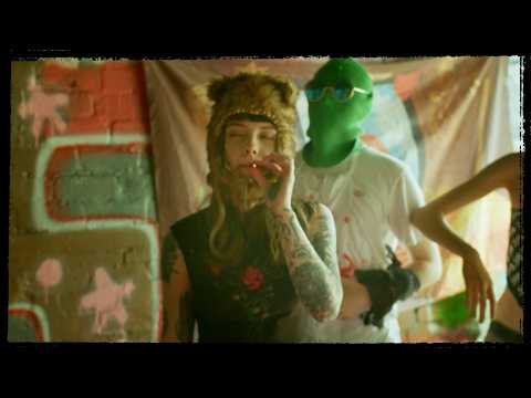 在 YouTube 上观看 GEMMA - COWBOY HUNTERS [MUSIC VIDEO]
