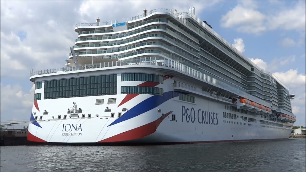 P&O IONA Newest Cruise Ship, In Port At Southampton YouTube