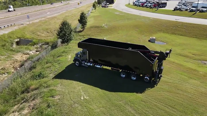 2026 Western Star -- NEW 47X Grapple Storm Truck