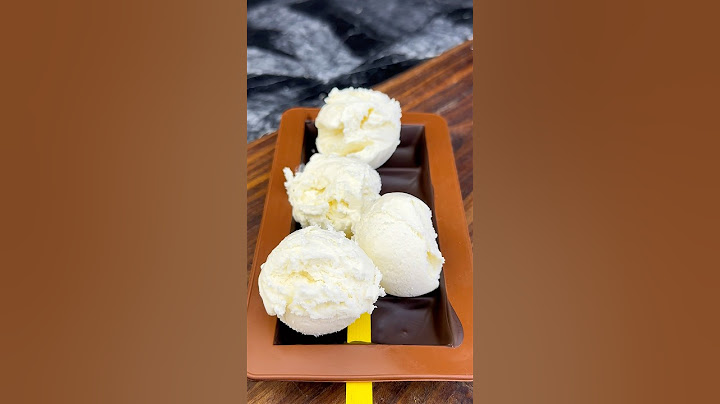 Dubai pistachio chocolate ice cream bar #asmr #icecream #dubaichocolate
