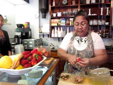 How to make Strawberry Lemonade
