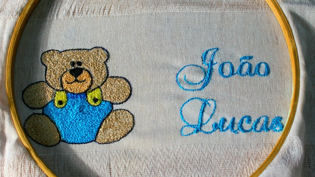 BORDANDO FRALDA EM MÁQUINA DE PEDAL