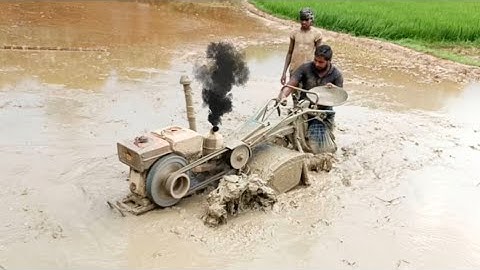 Mini Tractor, Power Tiller Accident | Power Tiller Accident in Deep Mud | Power Tiller Stuck in Mud