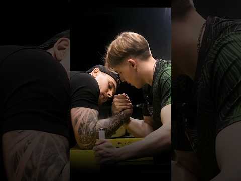 Борюсь с чемпионом России по армрестлингу. (Полный видос на канале) #armwrestling #armsport
