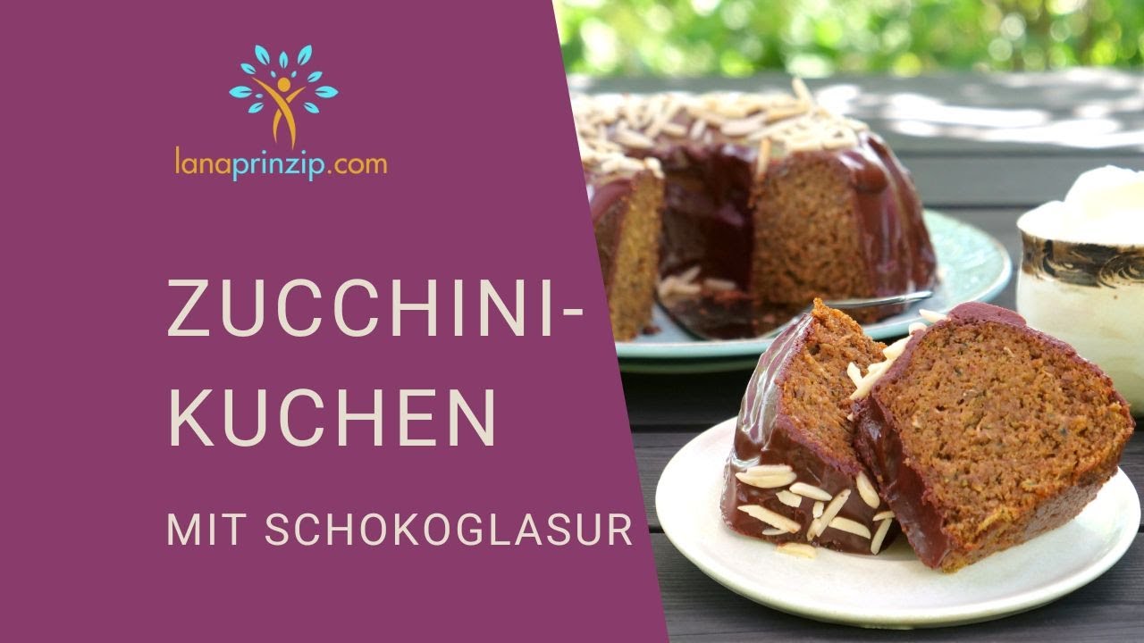 Saftiger Zucchinikuchen mit Schokolade Rezept