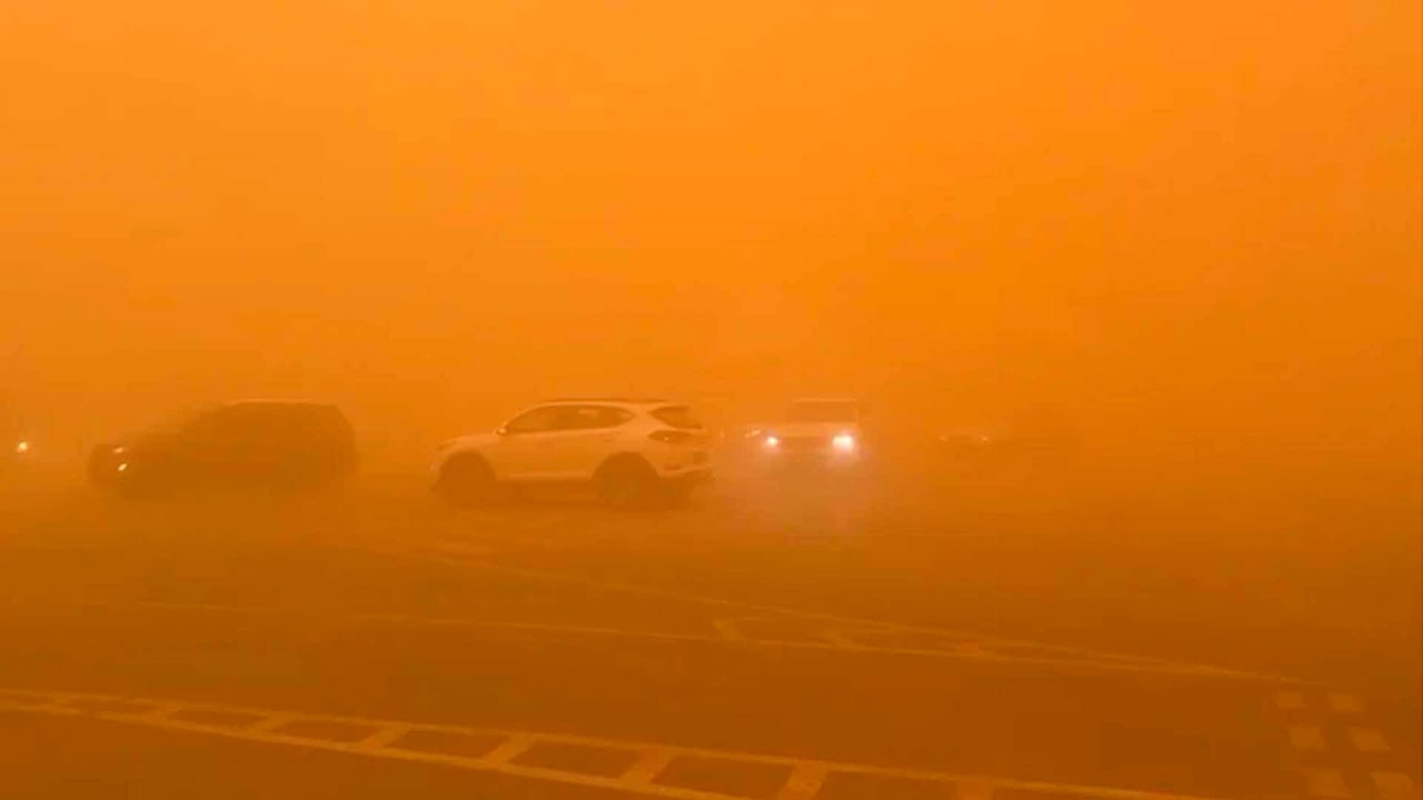 Желто-оранжевый смог накрыл Амурскую область