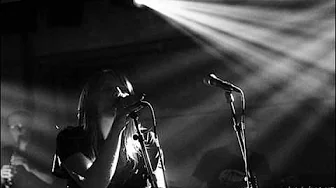 Jazzanova ft. Clara Hill - No Use (high quality) Jazzanova ft. Clara Hill - No Use (high quality)