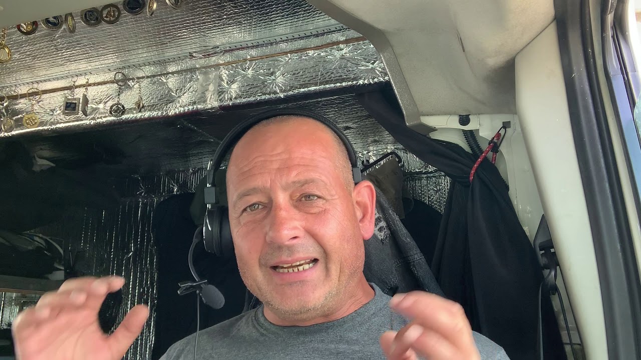 Как сделать дешевую страховку на авто США l Налоги в Америке - YouTube