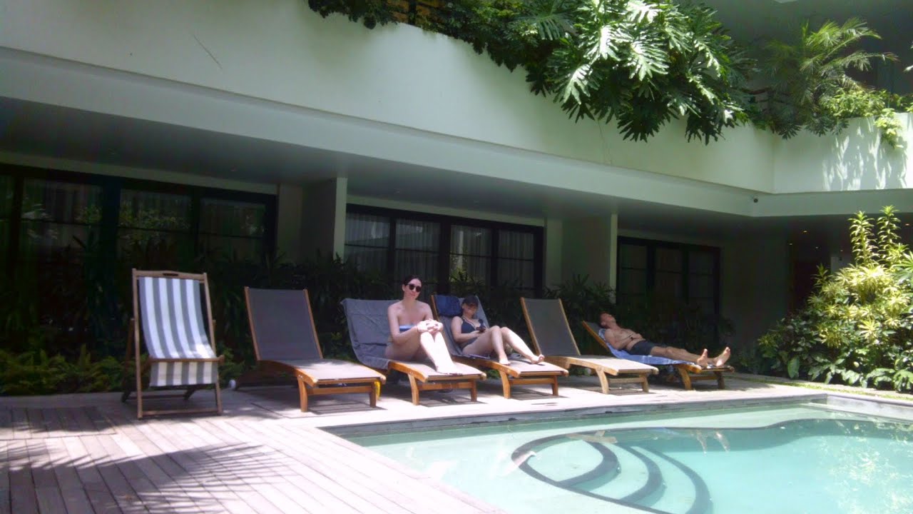 Bali Belly & Photoshoots: A Week in Indonesia 