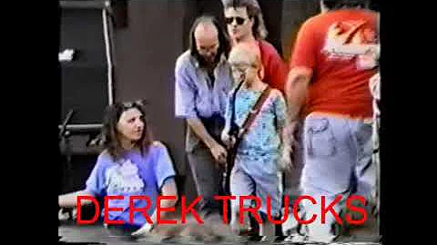 ☆Derek Trucks❣️Young growling slide guitar 1992 🎸  {CROSSROADS}