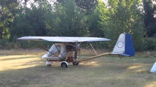 Decollo dal campo di volo giovanni zaccini ceccano con tucano ferrari
ulm