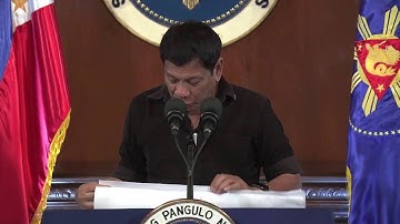 Duterte threatens top 