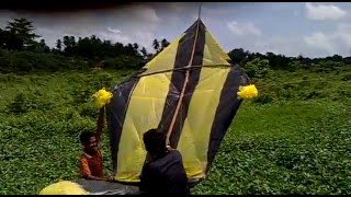 The biggest kite in Sri Lanka!!