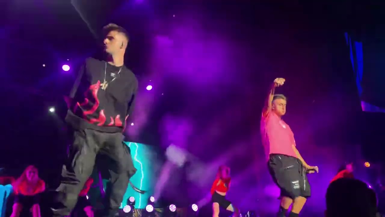 Fanatica Adexe y Nau