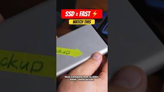 Why SSDs are faster than HDDs 👇#techfacts  #ssd  #hdd  #fastpc  #computerscience
