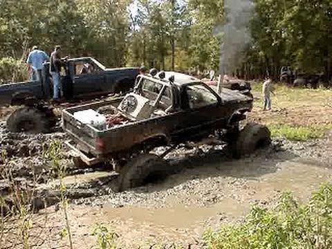 lifted toyota tacoma mudding #4