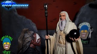 Diamond Select Toys Lord of The Rings  Saruman Unboxing and Review