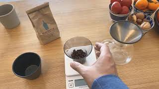 手沖咖啡 Making a drip coffee using Kinto Slow Coffee Style