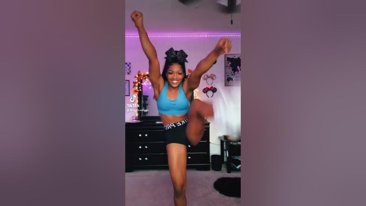 The Stunt Never Comes Down 😳#allstar #cheer #cheerleader #tiktok #cheerleading #sydniaaliyah #2022
