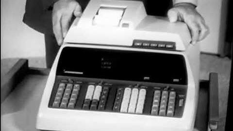 Hewlett-Packard 9100 - Computer Calculator For Math And Science (1968)